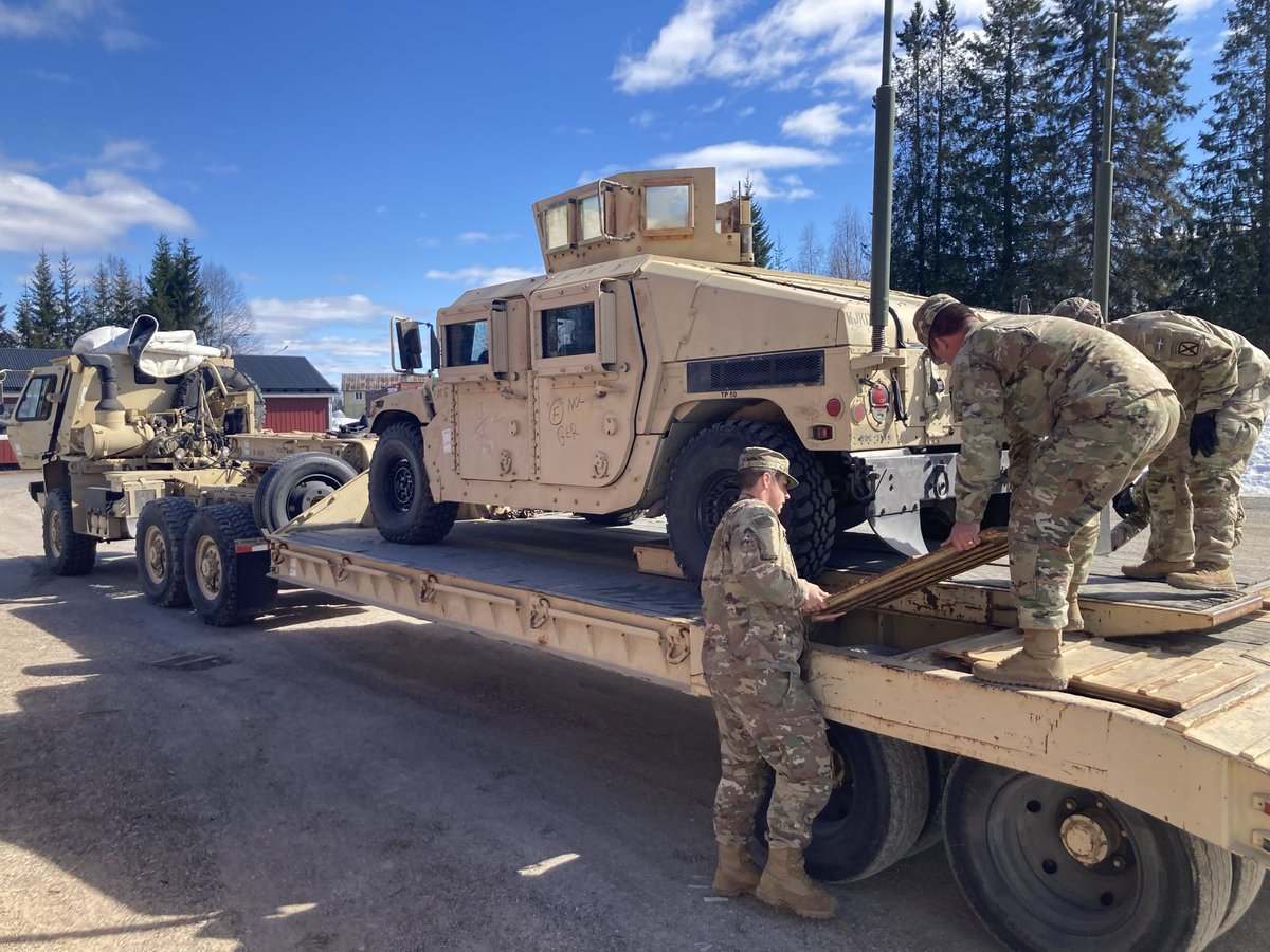 Sometimes things happen when moving over 300 military vehicles 908km. Logistical planning and execution was essential for The Light Brigade to keep us moving forward. Thanks to the support from our #NATO allies the Swedish and U.S. 95th CSSB in keeping the #Patriots moving at
