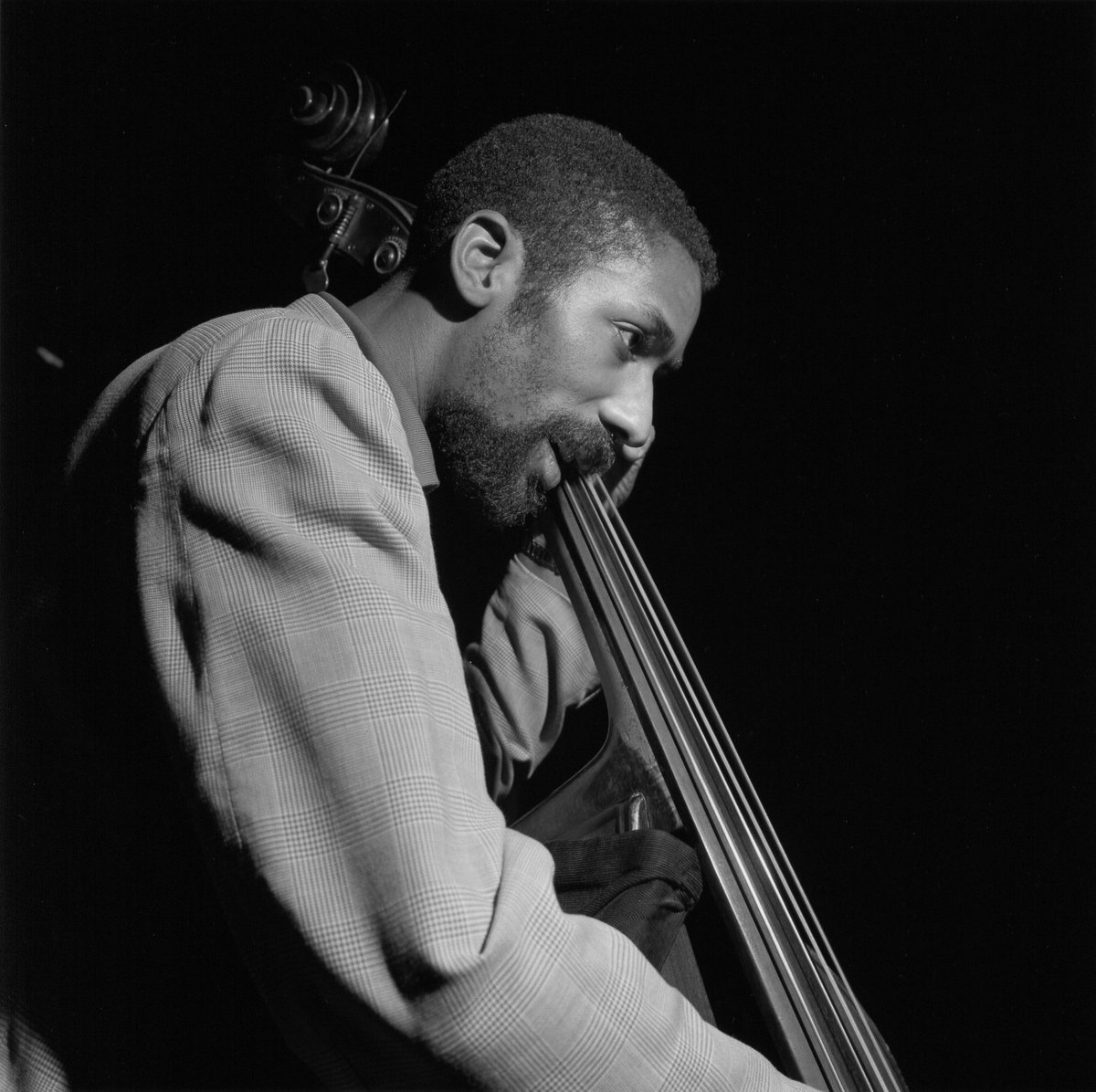 Happy Birthday, Ron Carter! The legendary bassist is 87 years old today. Here he is at the recording session for Sam Rivers' 'Contours' in 1965.