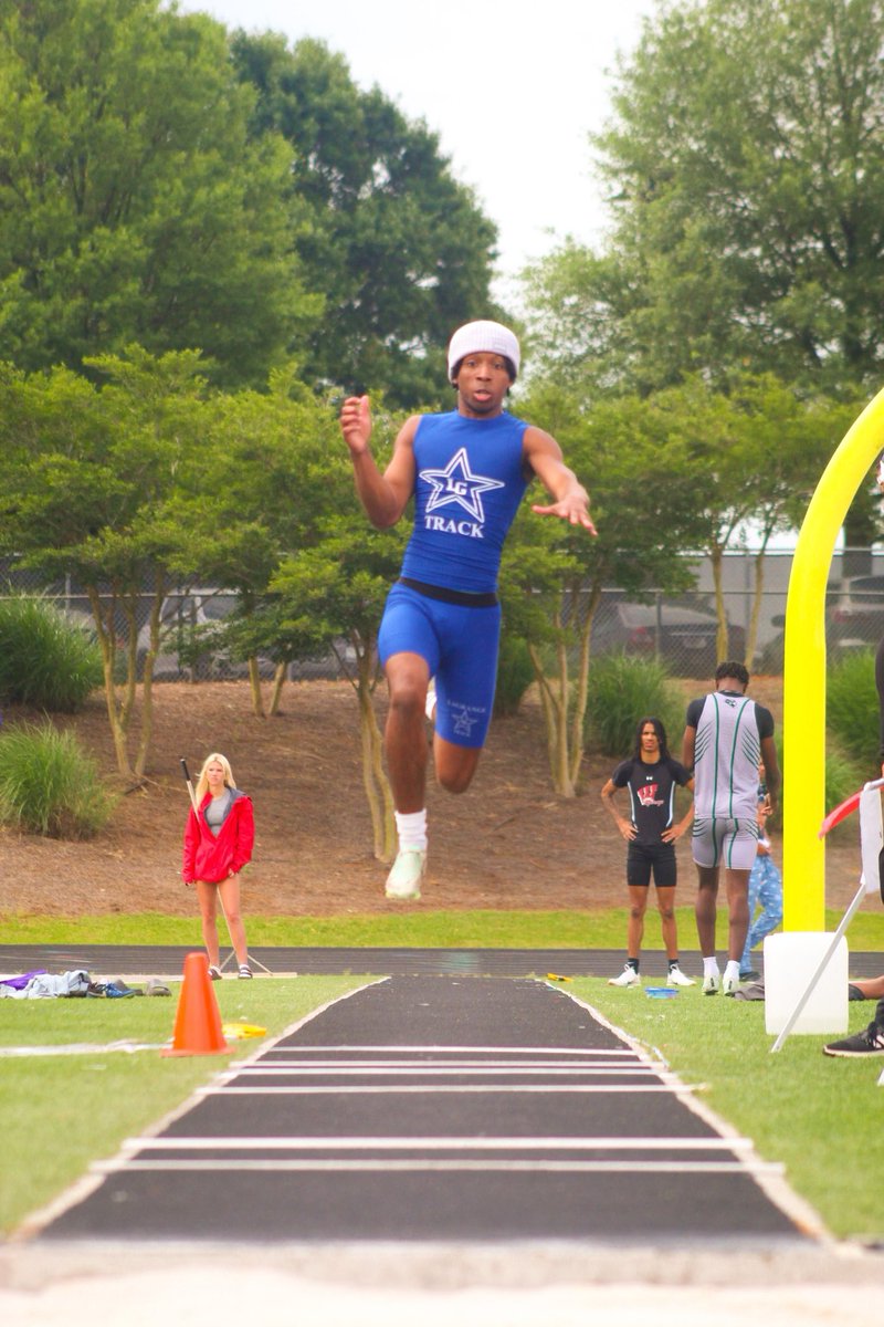 Moe Evans Personal Record of 45’11 in the Triple Jump qualified for the State Championships! Go Grangers!!!