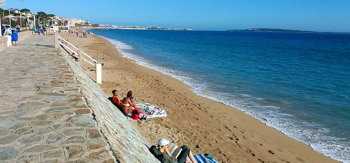 #beach #beachvibes 📷 #Cote_dAzure #goodlife #goodvibes #love #photography #digital #fineart #photooftheday #beauty Blog: sea-nomads.blogspot.com