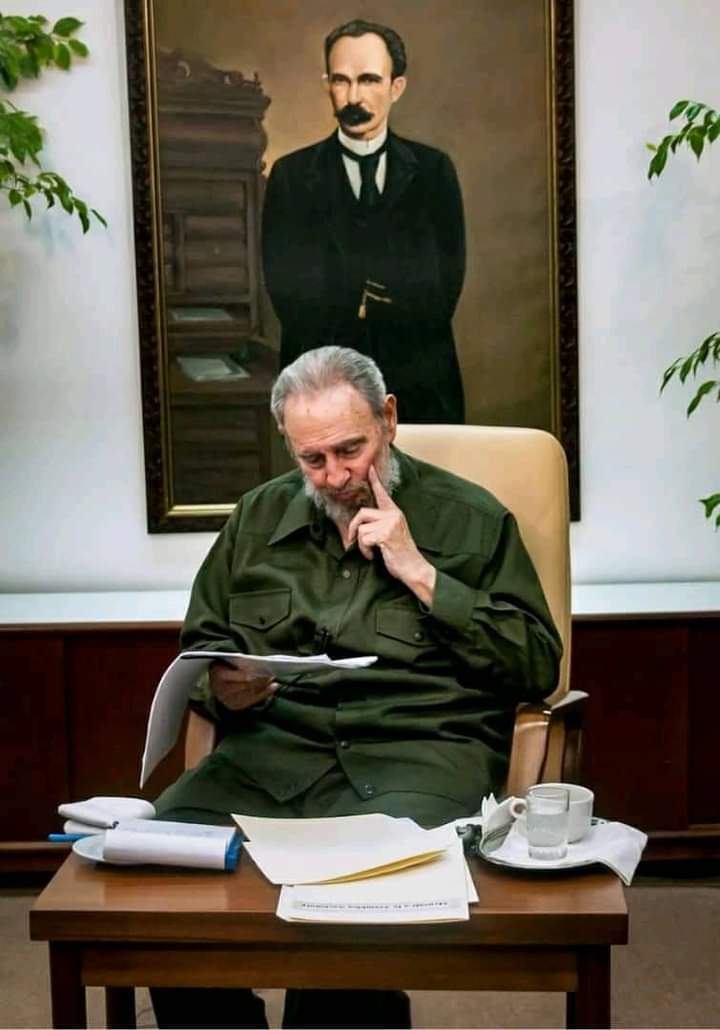 Fidel: “El desarrollo del pensamiento revolucionario estuvo influido fuertemente por las tradiciones de nuestro país, fuertemente por la historia de nuestro país, por las luchas emancipadoras de nuestro país”. #LaHabanaViveEnMí