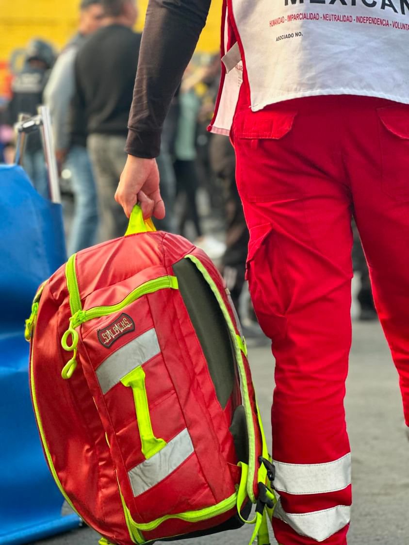 GET READY!
PICTURES FROM THE FIELD!
@tumsofiacr

#emt #medics #searchandrescue #medicbags #emttraining #paramedictraining #savinglives #onduty #builtsgtrong #wegotyourback  #builttough#easyclean#getready #paramedics  #getready #ems #firstresponders #emergancy