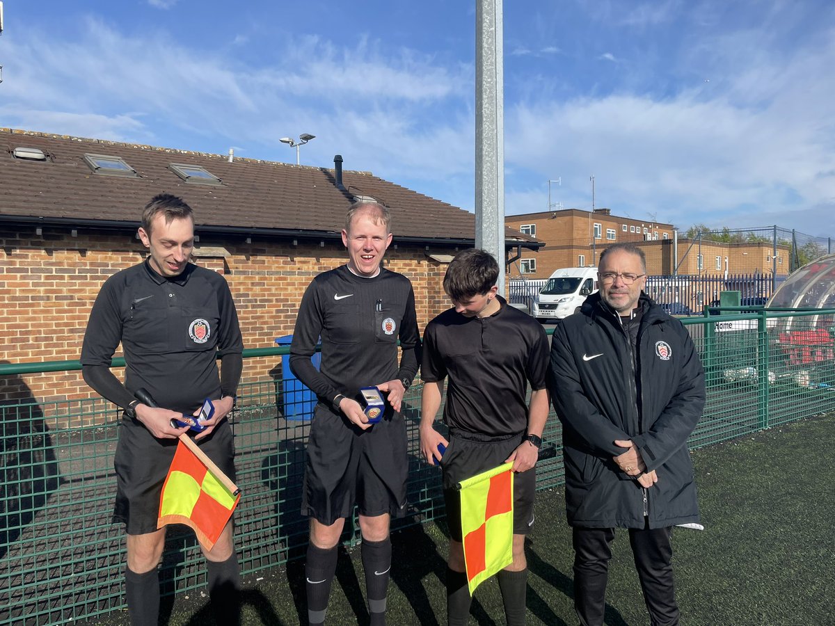 @GlosFA Officials overseeing the FC Highnam Victory in the U16 County Cup Final 🙌🙌🙌