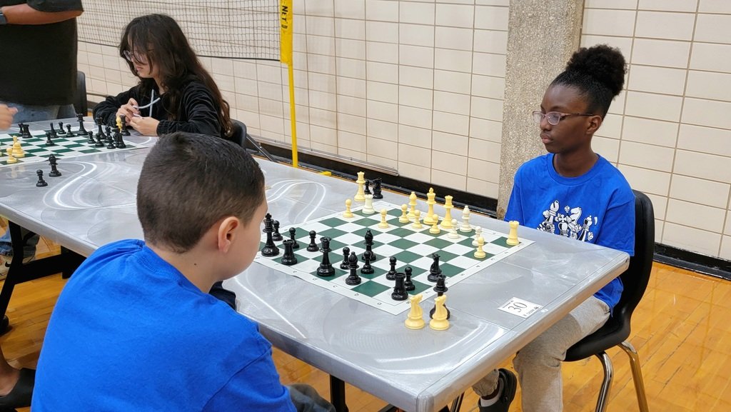 Good luck to our SVE Chess Team competing at the SWISD Tournament today! 🌞❤️♟️