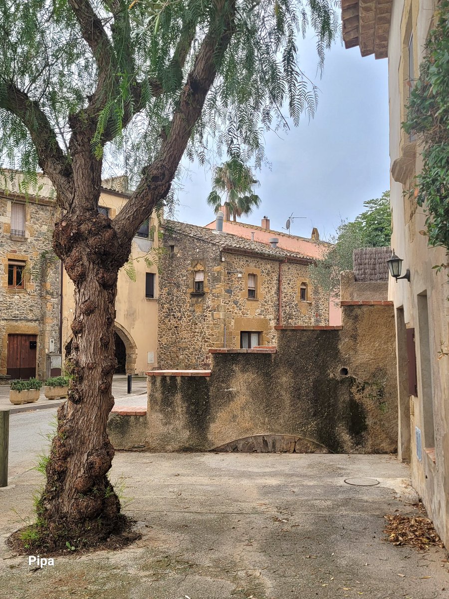 Wonderful medieval villages of Catalonia. 😘❤️