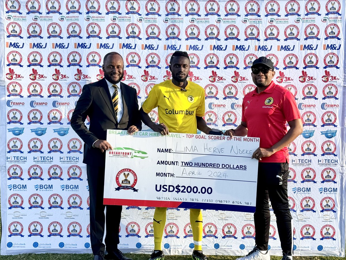 Our Congolese import Lima Ndeke with GEFC chairs @barrymanandi and @ZephShamba with the top goal scorer award for April from the Northern Region Soccer League #GondoHarishaye🦅