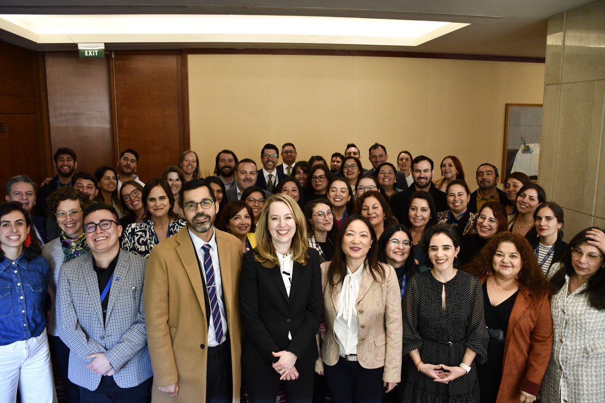 Loved meeting our extraordinary team in @OIMChile. It is inspiring to see their commitment and the difference they make in support of migrants and host communities. Together, we continue to build a better future for everyone.