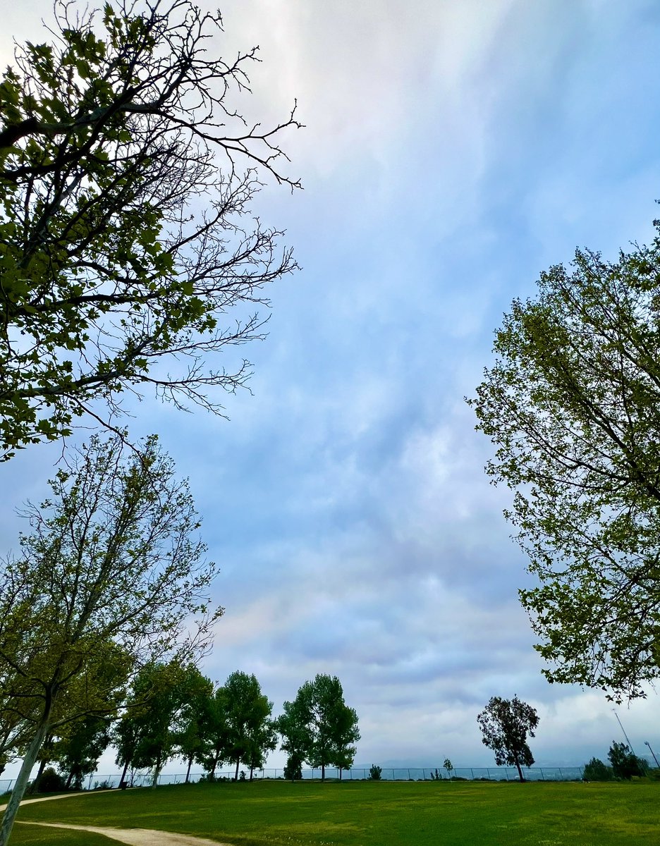 Good Morning From #SoCal!🌞 
#SaturdayMorning #Sunrise  #SunrisePhotography #Spring #Sky #SkyPhotography #May #MayGray #MayGrey #MayThe4th