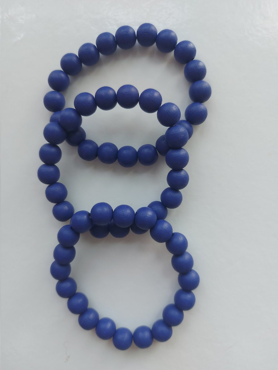 Only 1 lacquered bead bracelet left Now all others sold out yours for £1 .45 each UK postage £1 .55