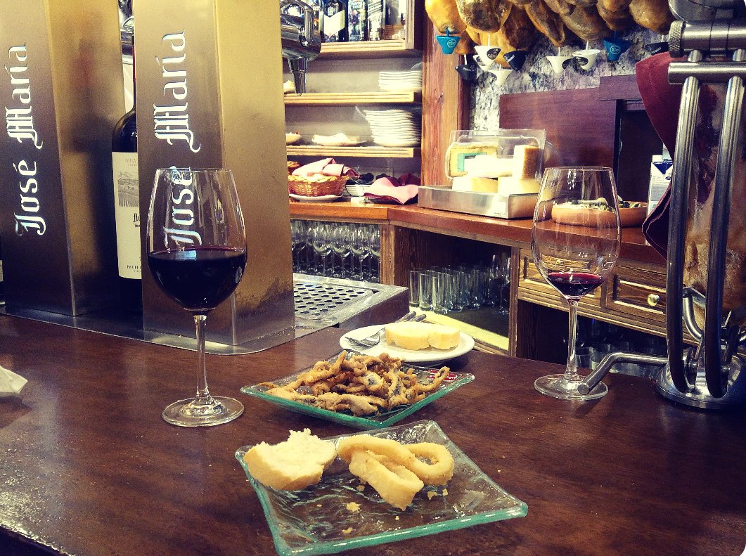 Javier Segovia Muñoz (@javiersegoviasm) on Twitter photo Hoy teníamos que estar en Zaragoza, al final... 🍷 <a href="/RteJoseMaria/">Restaurante José María</a>
#JoseMaria #RestauranteJoseMaria Hoy teníamos que estar en Zaragoza, al final... 🍷 <a href="/RteJoseMaria/">Restaurante José María</a>
#JoseMaria #RestauranteJoseMaria