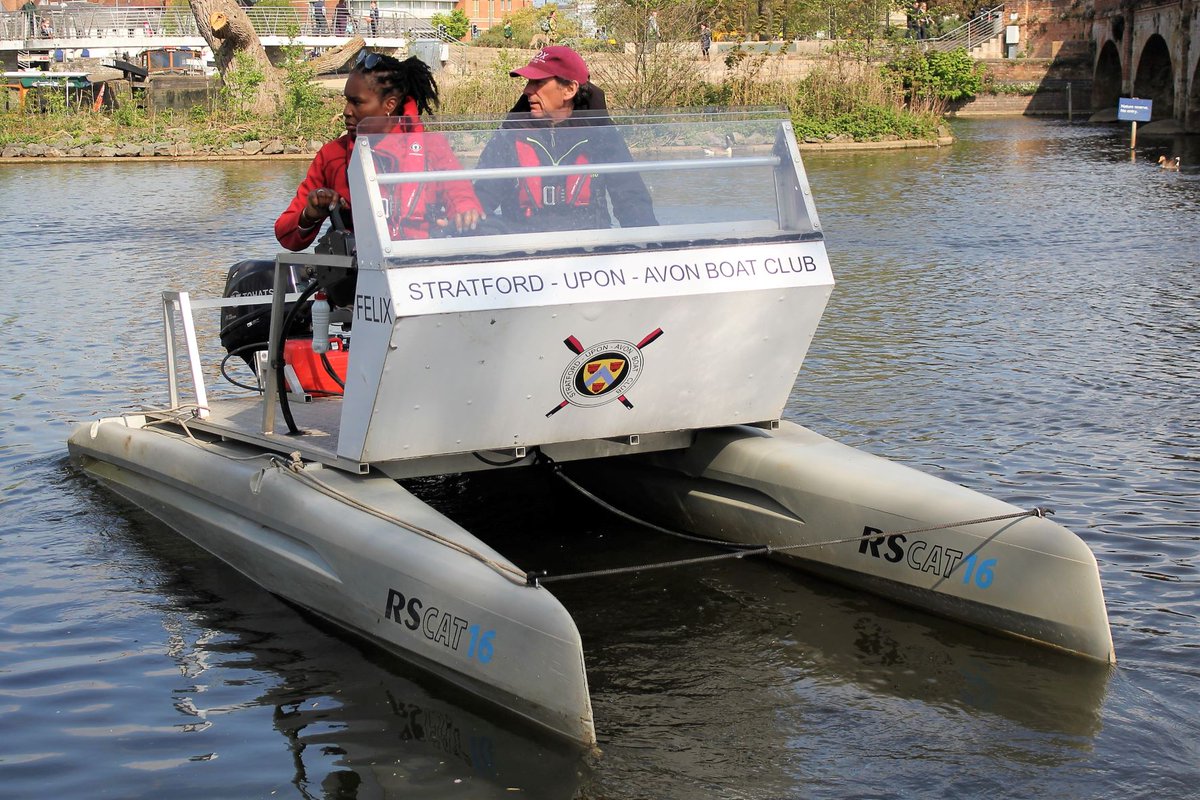 Our launches are out daily on the river for all to see: sponsor a launch and let your company logo and details be seen in Stratford, @TheRSC, Bancroft Gardens, The Recreation Ground and @HolyTrinitySonA. Contact us via stratford-rowing.co.uk/contact