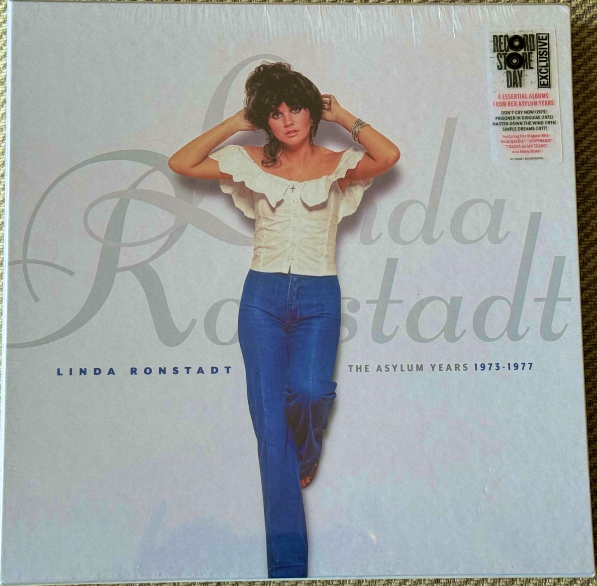 #NewArrivals - #RSD2024 from #KirstyMacColl and the sublime album
#TitanicDays, and #LindaRonstadt and a collection of her #Asylum Years albums. Happy listening for a sunny Saturday! #recordcollector #VinylAddict