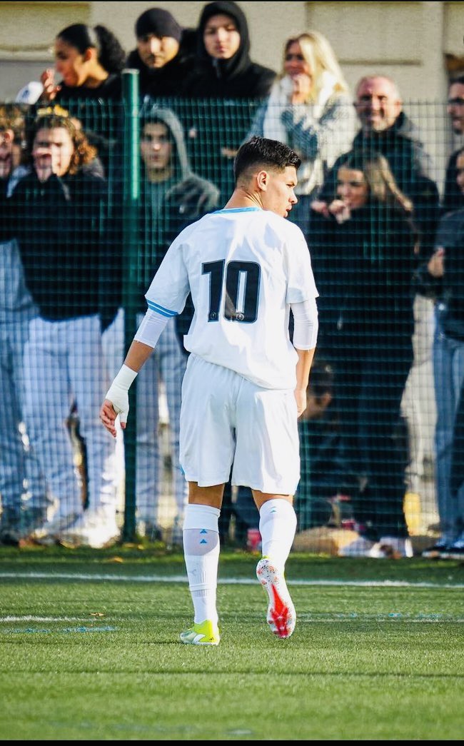 Prends ton temps, gagne ce qui a à gagner avec les U19 et l'avenir sera radieux pour toi à l'OM, Enzo Sternal. 💙