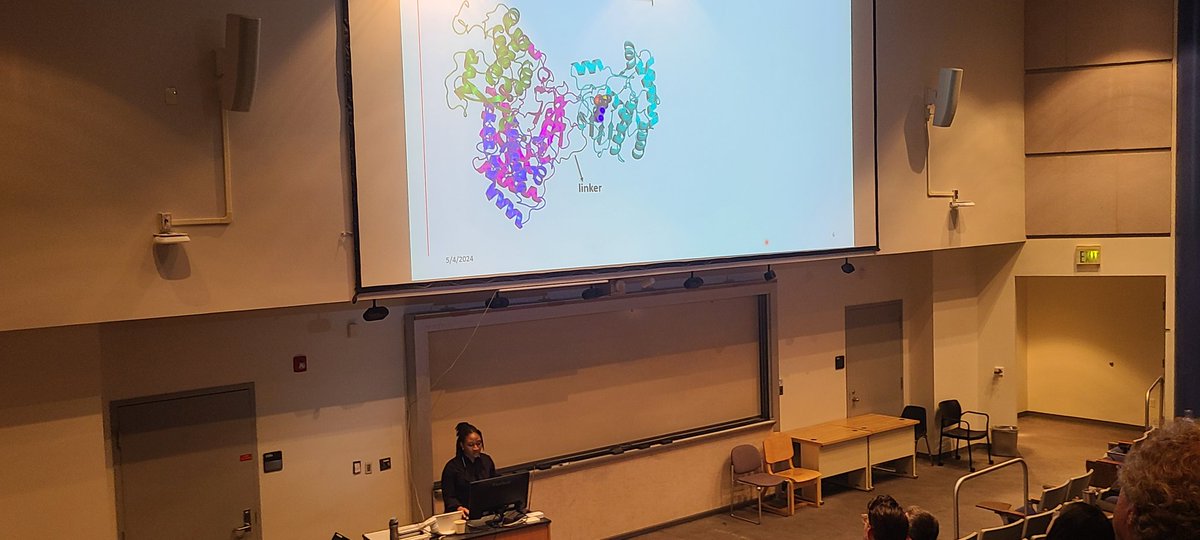 Our very own <a href="/RxJuls/">Juliet Obi</a> just presented her work at #FCBIS2024. Well done Juliet!!! <a href="/PharmSci_UMB/">PharmSci_Maryland</a> <a href="/FCBIS_MidAtl/">Annual MidAtlantic FCBIS</a>