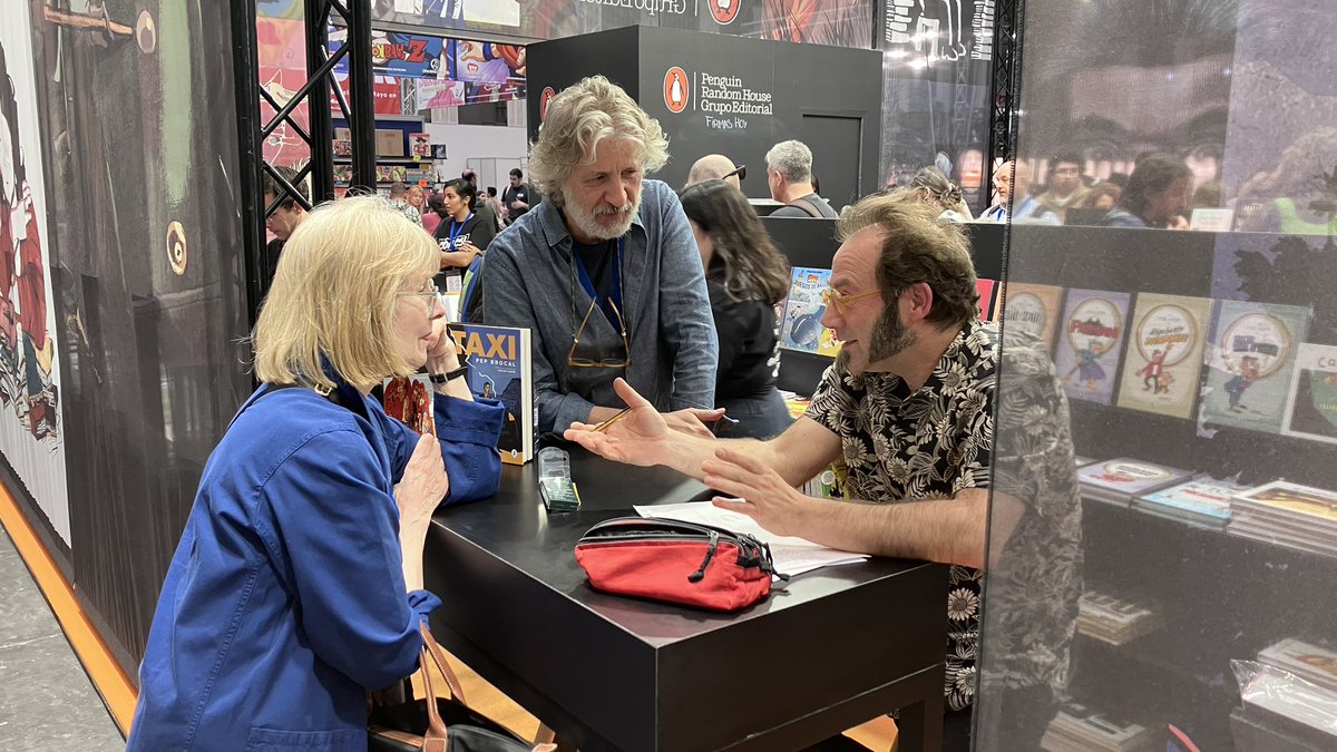 Encuentro maravilloso 🧡 Posy Simmonds, Pep Brocal @brocal_pep y Bartolomé Seguí @bsegui