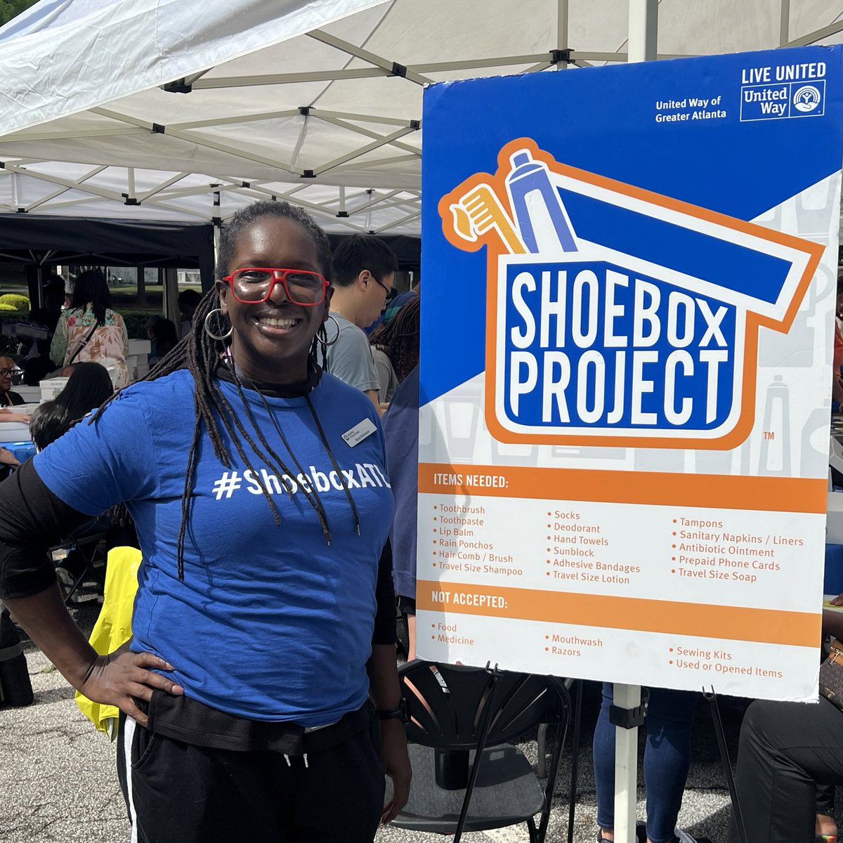 It’s a Shoebox Project celebration! 🎉 Today, we’re joined by community volunteers helping to assemble essential care kits for people in our community experiencing homelessness. #shoeboxatl