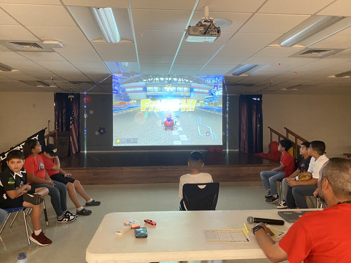 Saturday mornings were made for esports! Way to go @LosFresnosCISD elementary competitors!! Thank you to our Coding Lab Teachers and sponsors for providing these amazing experiences for our students!