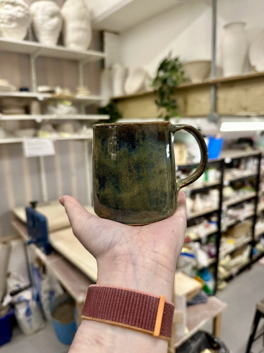 Back in my favourite place, with some new mugs to add to my ever growing pile of pottery that I need to sell. Sadly can’t throw till I’m fully recovered, so catching up on some glazing ☺️