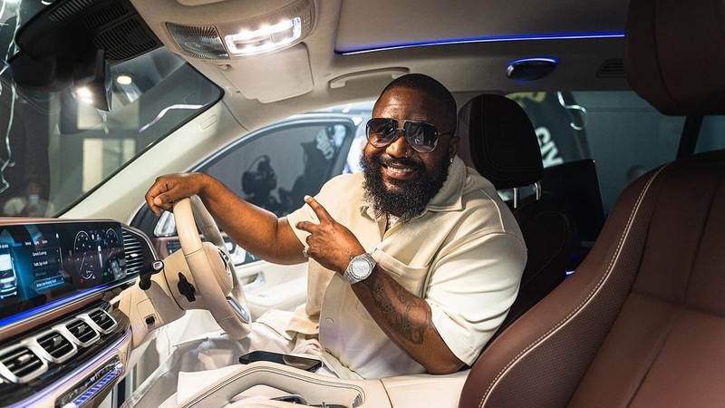 “I was tired of playing games” - Cassper Nyovest on why he got married

South African rapper Cassper Nyovest says he decided to get hitched because he was tired of going from woman to woman and ...

Full Article: nehandaradio.com/2024/05/04/i-w…

#CassperNyovest #PulaneMojaki