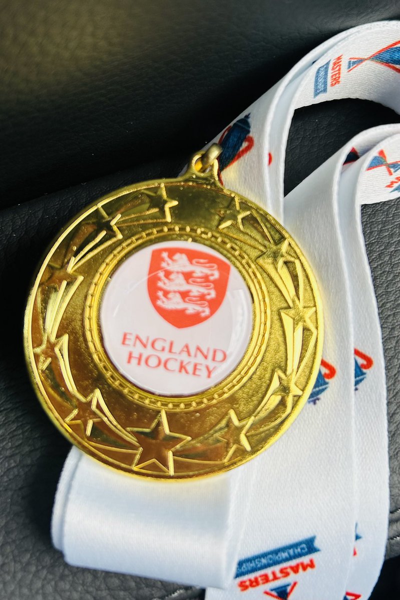 Gold today with a great ⁦@KhalsaLeamHC⁩ team in a 🏆 ⁦@EnglandHockey⁩ masters cup final. Competitive game - well umpired without any cards and played by two effortlessly multicultural teams. Great to win, more important to showcase our values 🙏🏼