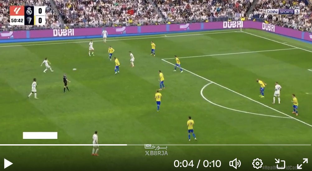 Brahim: capable of taking as many touches as needed to get past his markers but also doesn't complicate it more than needed. One touch with his left-foot to set himself up out of pressure, and one strike with his right foot far post. Only 2 touches from this moment to the goal: