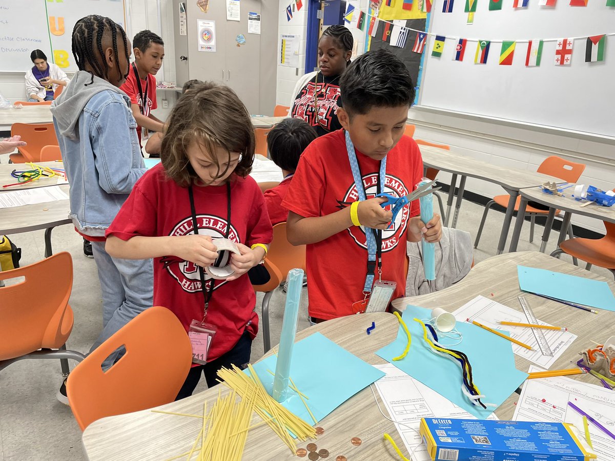 Our students have to build a tower that can hold a bucket that has to have pennies….which tower do you think will hold the most pennies? @Hill_AISD @AISDElemScience @BakerDana2424 #MyAldine #DOD2024