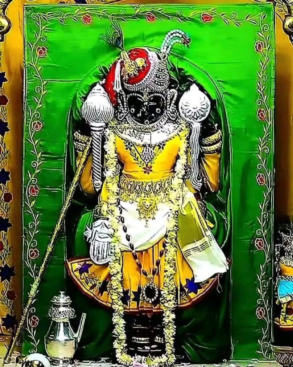 Hare Krishna Hare Krishna Krishna Krishna Hare Hare Hare Ram Hare Ram Ram Ram Hare Hare