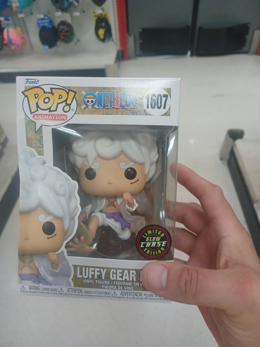 so this morning I woke up and had a gut feeling and found damaged luffy gear 5 @OriginalFunko they even discounted it to $10.33 lol #FunkoPops #FunkoSODA #NFTCommunity How much should I sell a damaged box????