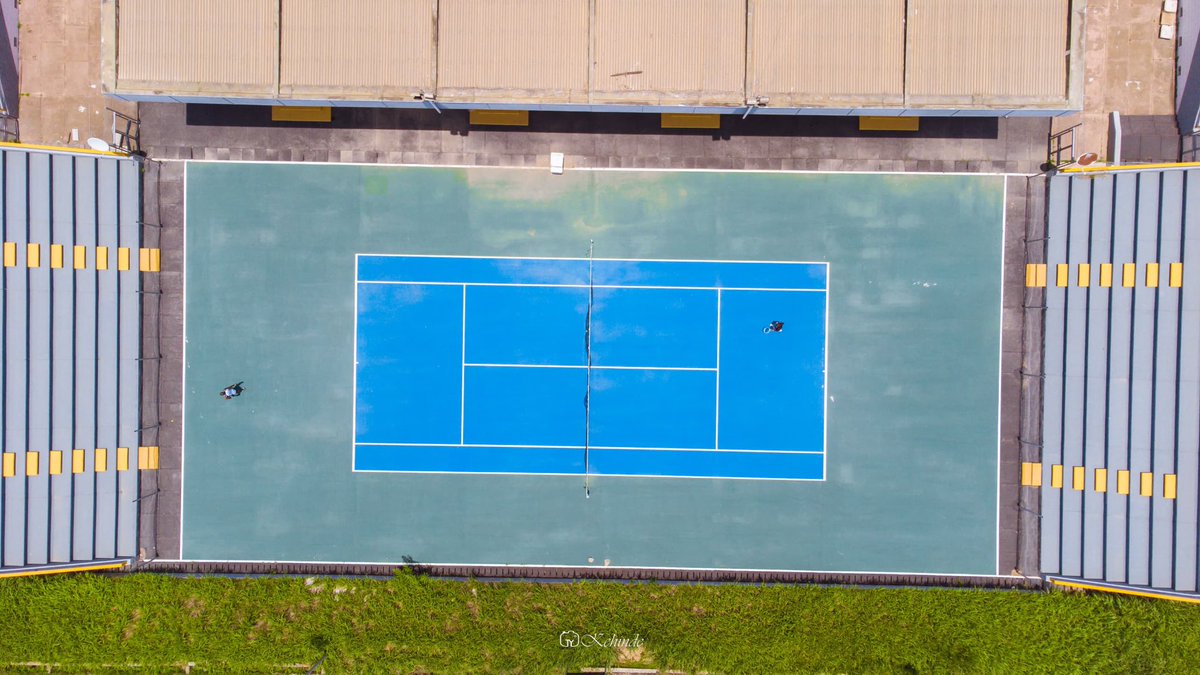kehindejohnty's tweet photo. Feeling on top of the world with these breathtaking aerial views of OAU Campus 😮‍💨📸🔥

Kindly retweet for others to see this captivating shots ❤️

Share your favourite slide of aerial shots below! 👇🏾

 #OAUCampusFromAbove 📸#DronePerspective ✨ https://t.co/oMYGypR10F