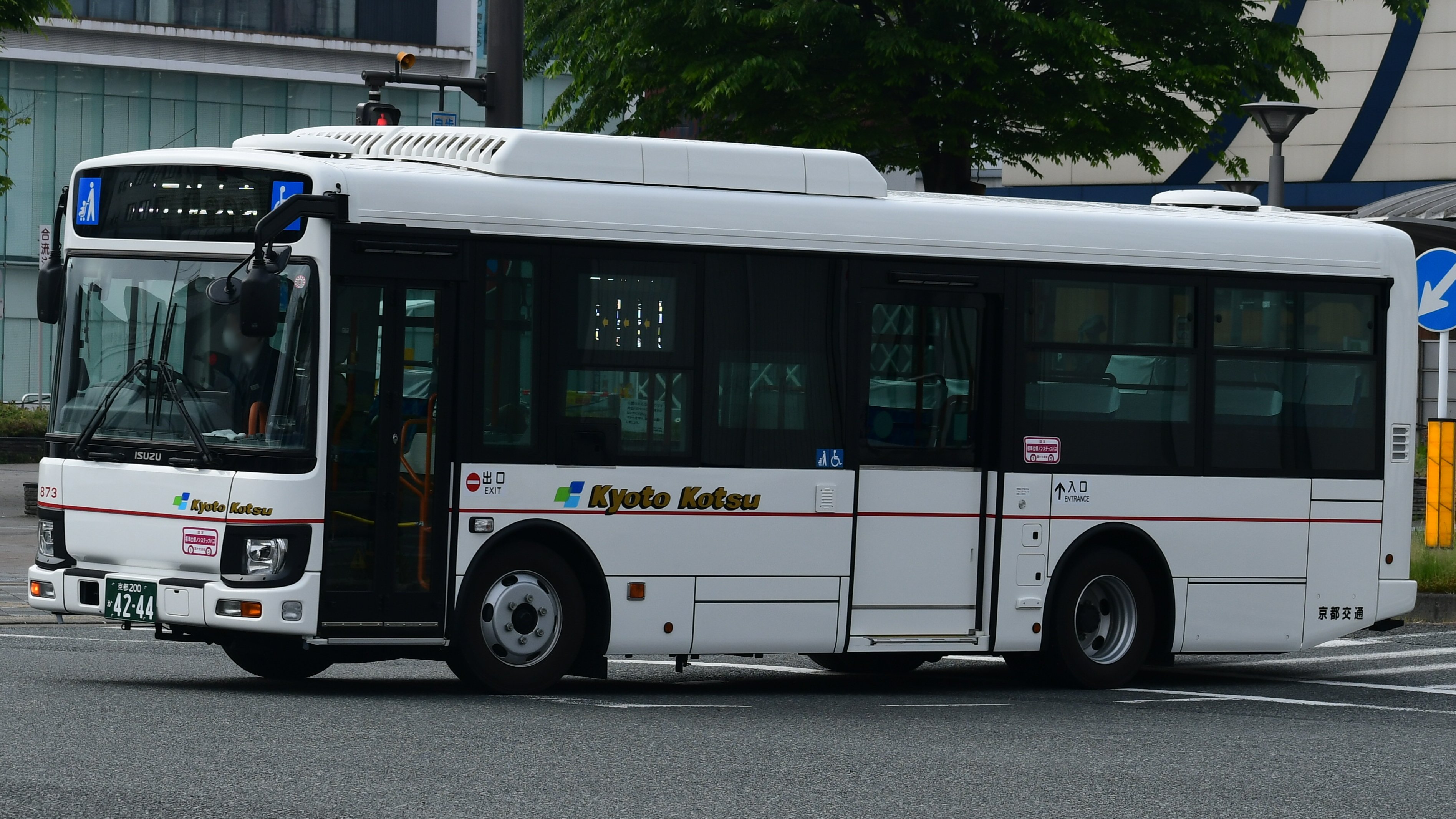 走る鉄バス on X: 