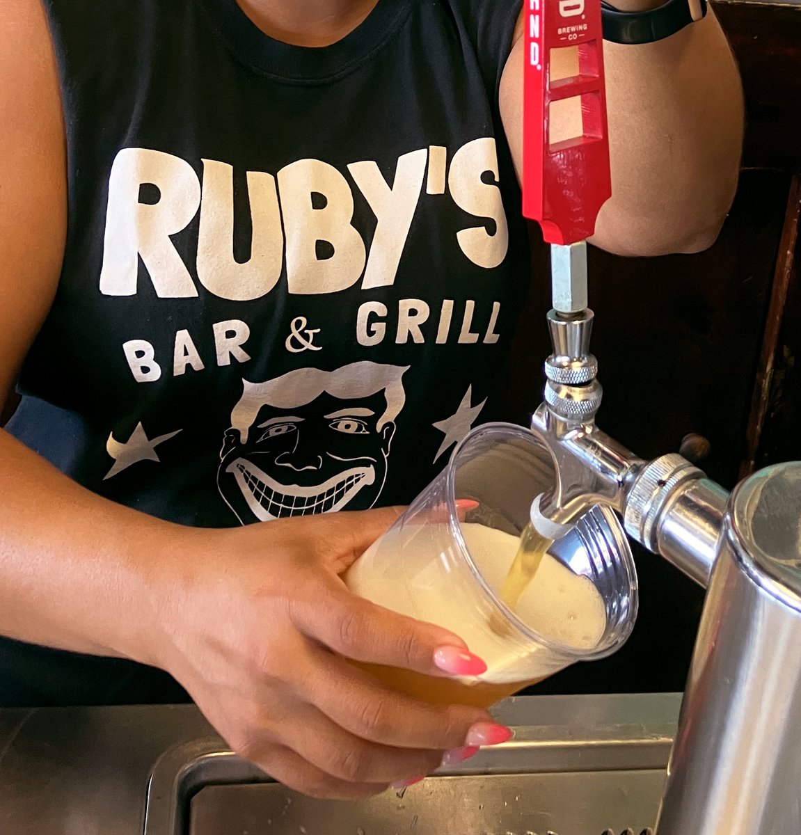 Happy #StarWarsDay! May the FROTH be with you! 😉
See you on the #ConeyIsland Boardwalk at legendary @RubysBarGrill, friends! 😎🍺 

#Brooklyn #MayThe4thBeWithYou