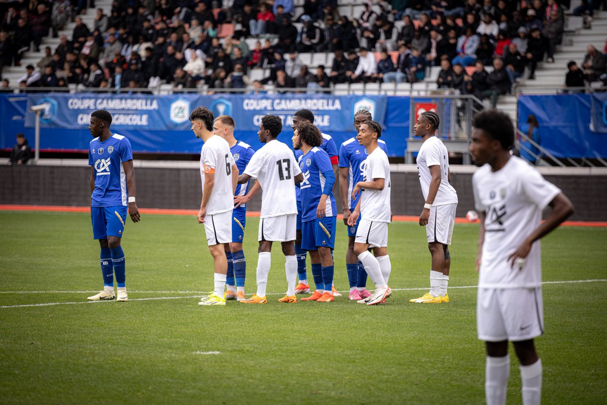 🔚 Fin du temps réglementaire, la qualification va se jouer aux tirs au but. C’est dans la tête les gars ! 🧠😤 ASNL 1 - 1 ESTAC #Gambardella #ASNLESTAC 🔵⚪️