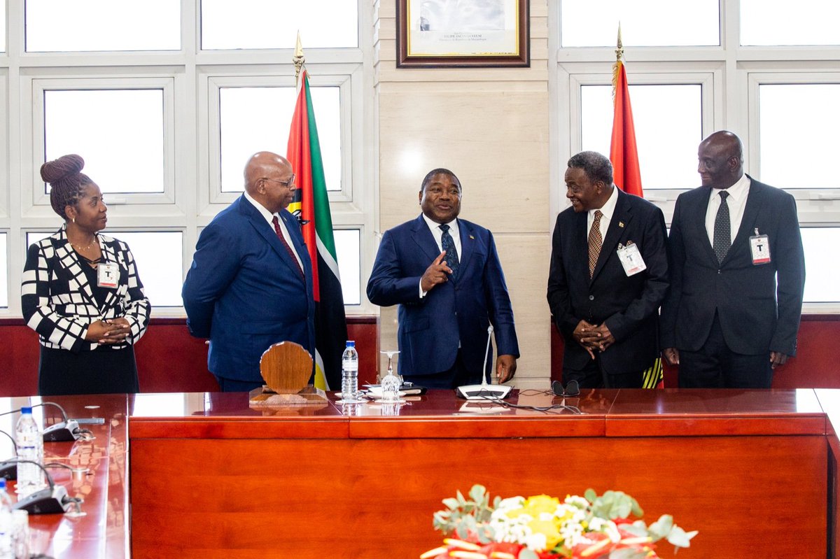 #10thParliament The bilateral visit of Speaker Mudenda and his delegation was crowned by its meeting with Mozambican President, His Excellency, Felipe Jacinto Nyusi, at State House. H.E President Nyusi warmly welcomed Speaker Mudenda and his delegation to State House and espoused…
