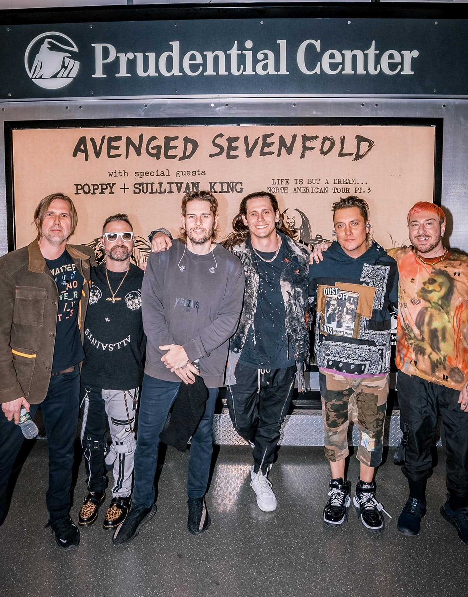 A7X with Sullivan King backstage at the Prudential Center in Newark, New Jersey on the last date of the the 3rd leg of the Life is But a Dream… North American Tour - 31st March 2024 📷: Brandon Gassel - @brand1films