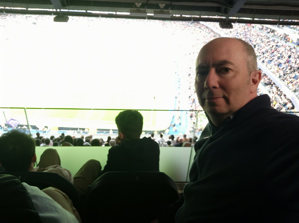 anbb's tweet image. Disfrutando del @realmadrid  @Cadiz_CF  por cortesía de @eles