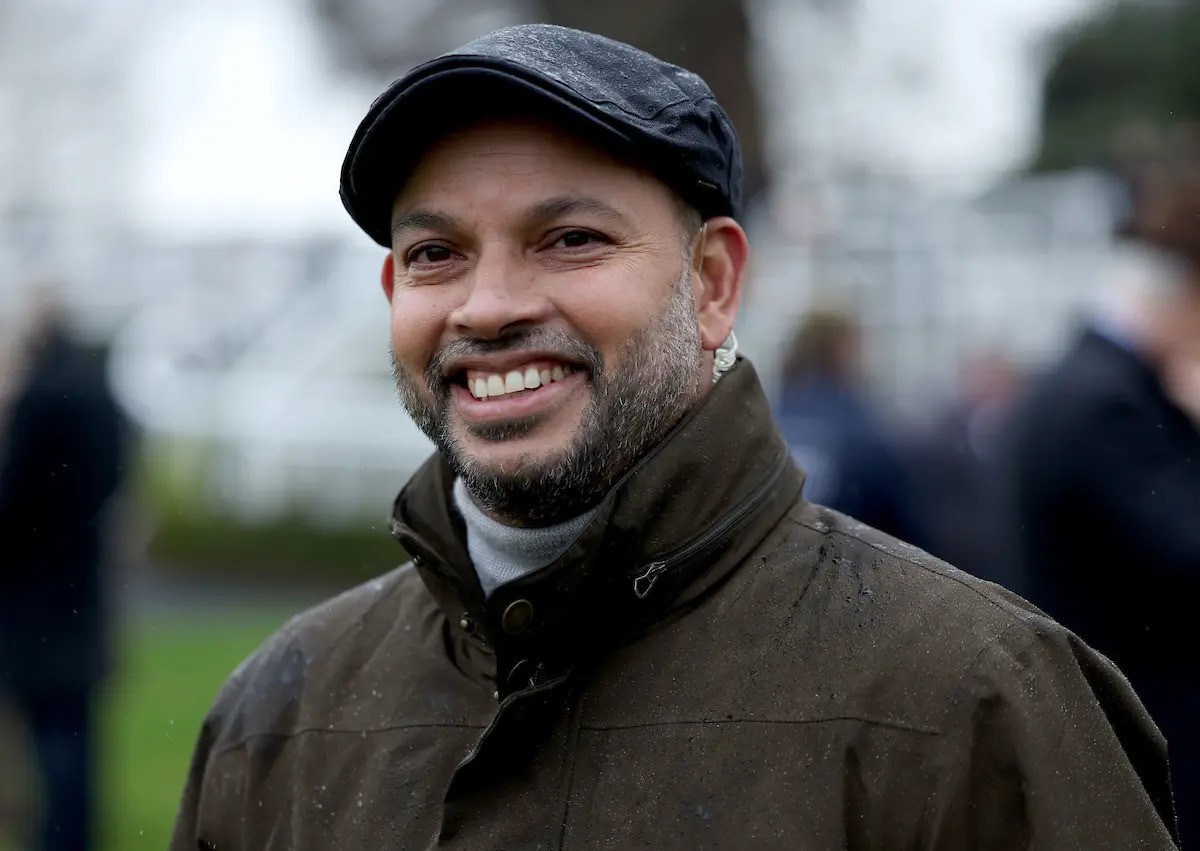 See you from 9am for #LuckOnSunday, hosted by that man @RishiPersad1 this week.

We're joined by:

▪️ @josephinegordo
▪️ @TomWardRacing
▪️ @DaveOrd

Plus:

📞 @rhannonracing
📞 @richardfahey
📞 @SenseiChanning

Classic chat, the best racing discussion and more! @WorldPool