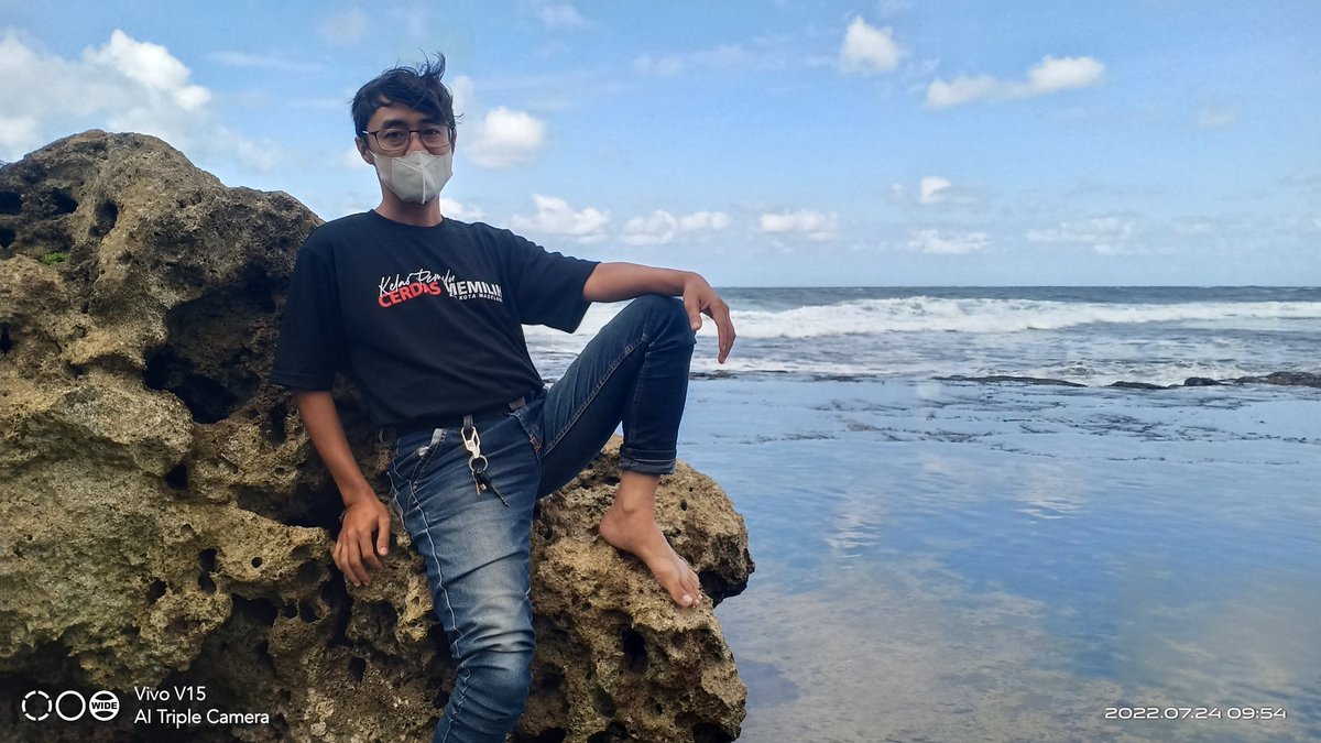 agung1376's tweet photo. @yua794119 Maaf utk bertemu susah saya orang indonesia https://t.co/z0wy462FIX