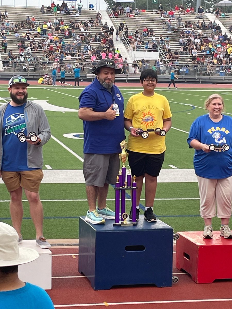 Today 6 teams represented Hobby at the District Solar Car Competition. 4 advanced to the finals and took 1st through 4th place...taking the podiums for the second year in a row. We even took 1st place in the coaches race. @NISD @ElCarranco1 @NISDHobbyHealth @NISDHobby @HobbyMSPTA