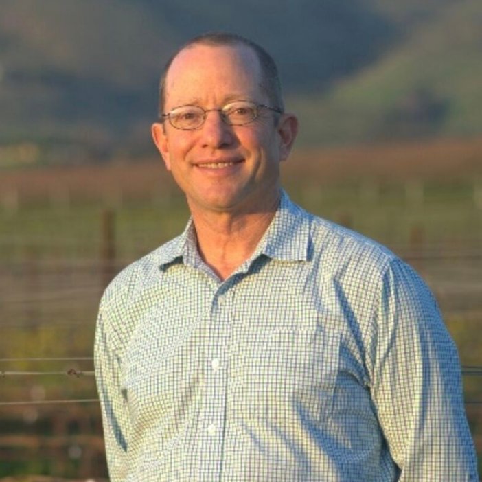 Mark Battany, #UCCE water management and biometeorology advisor has been selected for the 2024 American Society for Enology and Viticulture Extension's Distinction Award for his contributions through an extension program. #CelebrationCorner bit.ly/3yeY0xx