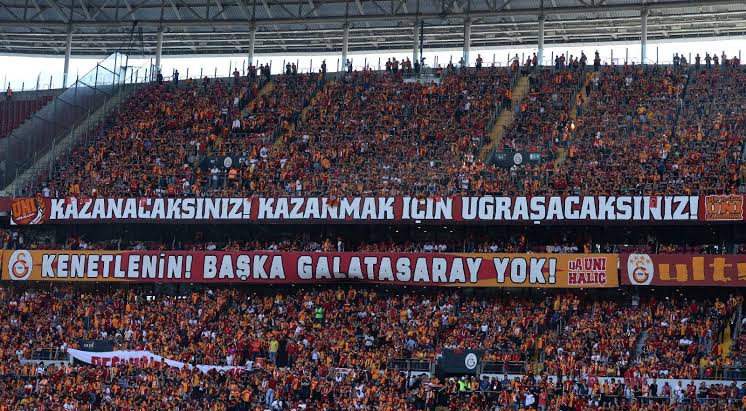 Galatasaray'ı menfaatsiz sevin son düdük çalana   kadar tam destek #Hedef24 #KONSATRASYON #BugünGünlerdenGALATASARAY
