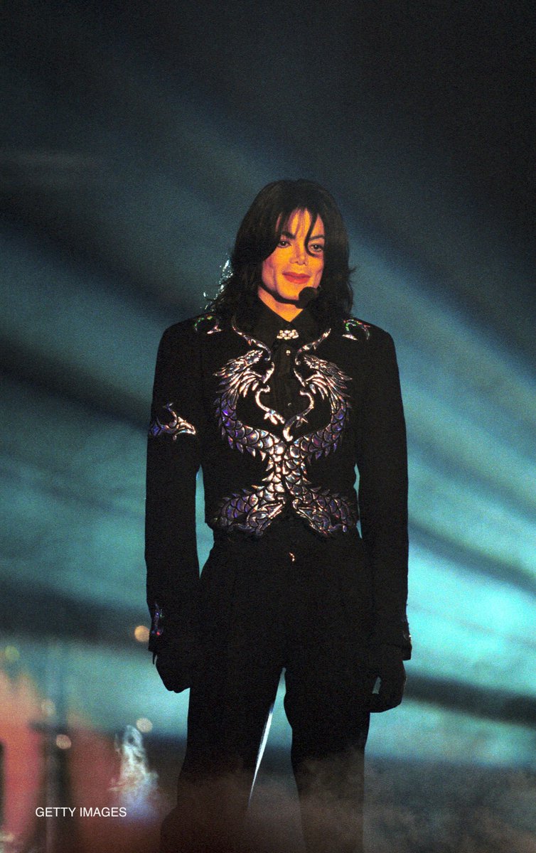 On this date in 2000, Michael appeared at the World Music Awards in Monaco where he received the award for the “Best Selling Pop Artist of the Millennium”.