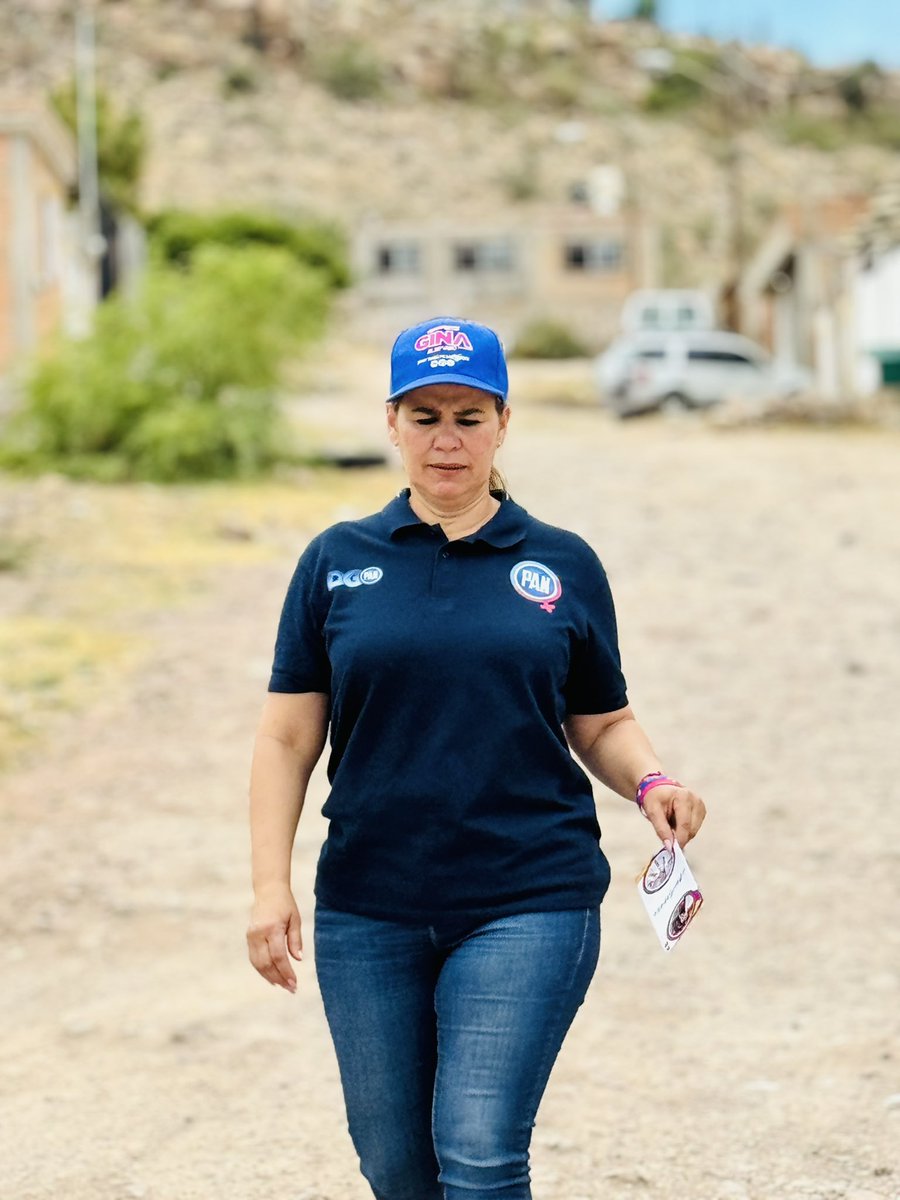 ¡No paramos! 🤞🏻💙🏃‍♀️

Seguimos recorriendo casa por casa en el 6to distrito local, porque este 2 de junio queremos tener como diputada a @Gabyvazquezch. 🏡🗳️  #Distrito6 #FuerzaYCorazónPorMéxico
