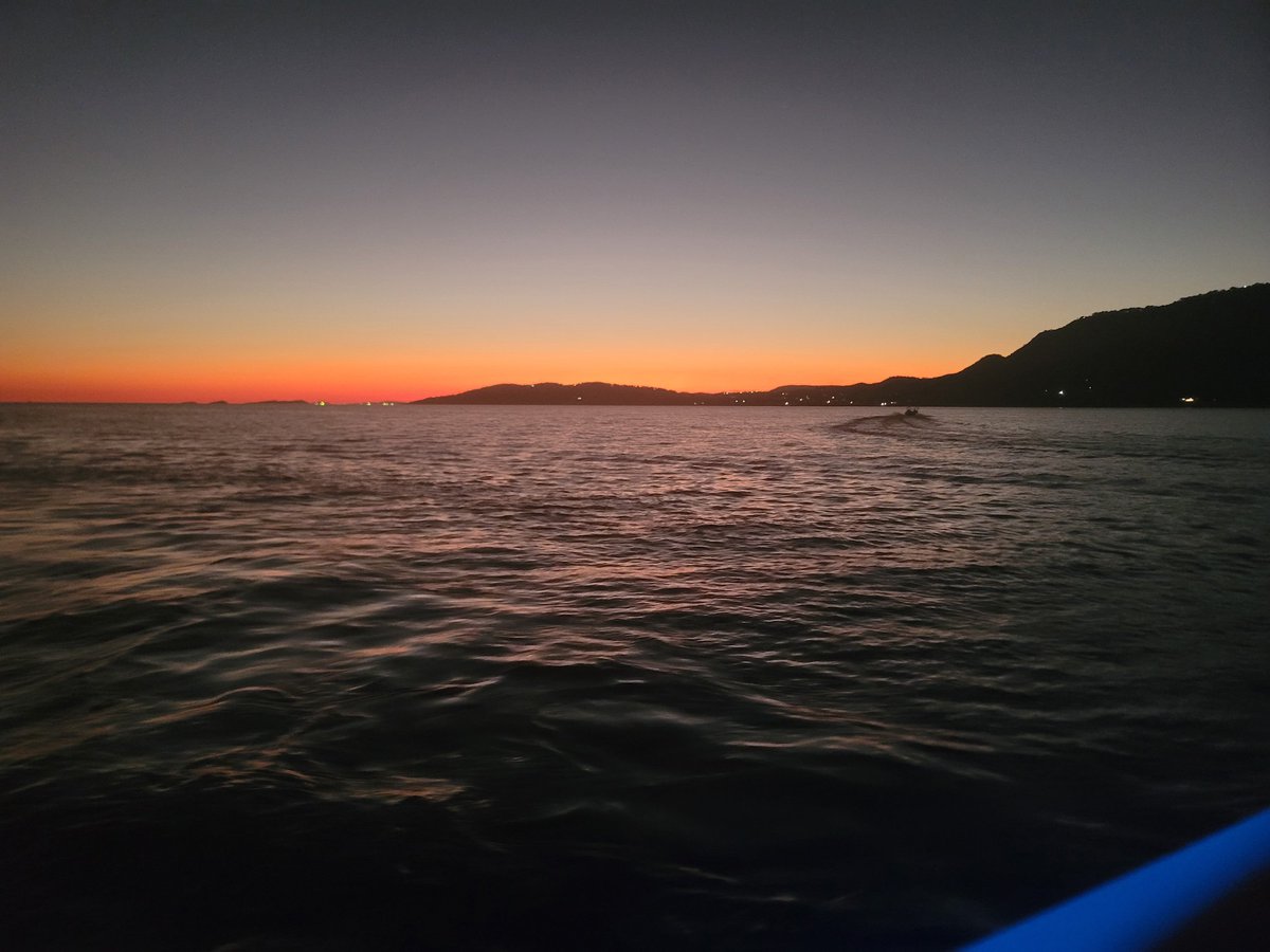 @Gary161718 Indeed, #Kariba is beautiful. In addition to the Tonga culture, there is also the dam wall to view, the fresh fish to eat, the animals in natural habitat to watch, among others. And of course, plus the magical sunset, boat cruise etc, all that is irresistible