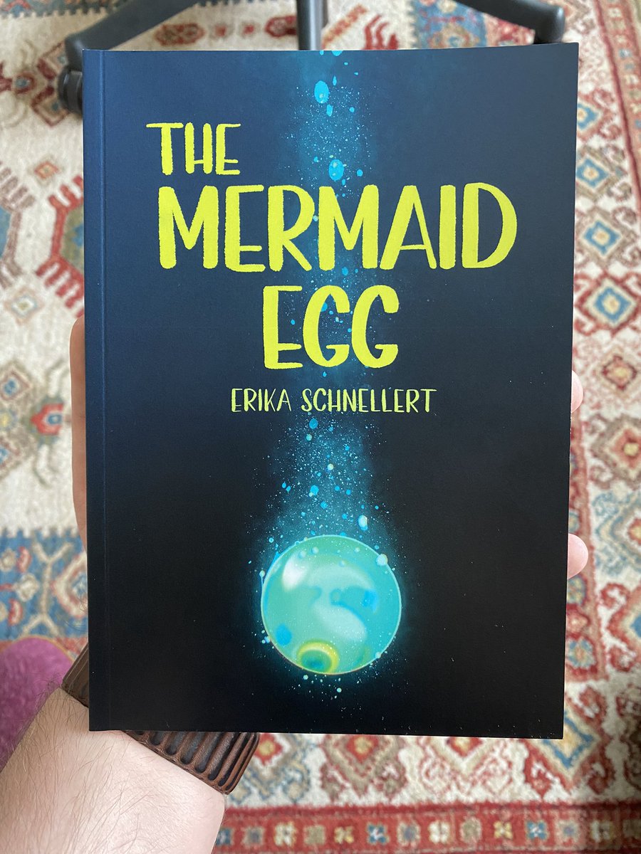 FromHappyRock's tweet photo. Erika made a comic Erika made a comic Erika made a comic ERIKA MADE A COMIC 
Copies just arrived and I’m obsesseddddd it’s so good fr 😭😭😭 https://t.co/kHChu1602B