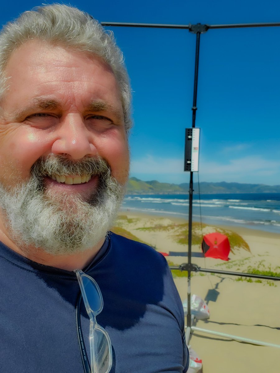 An extraordinary #pota activation day on US-3535 despite some challenging space weather! I am grateful for every contact made under these #hamradio skies.

#hamradiostrong #amateurradio  

Mission Accomplished: Pismo State Beach US-3535 | The Photo Drop ka3drr.blogspot.com/2024/05/missio…