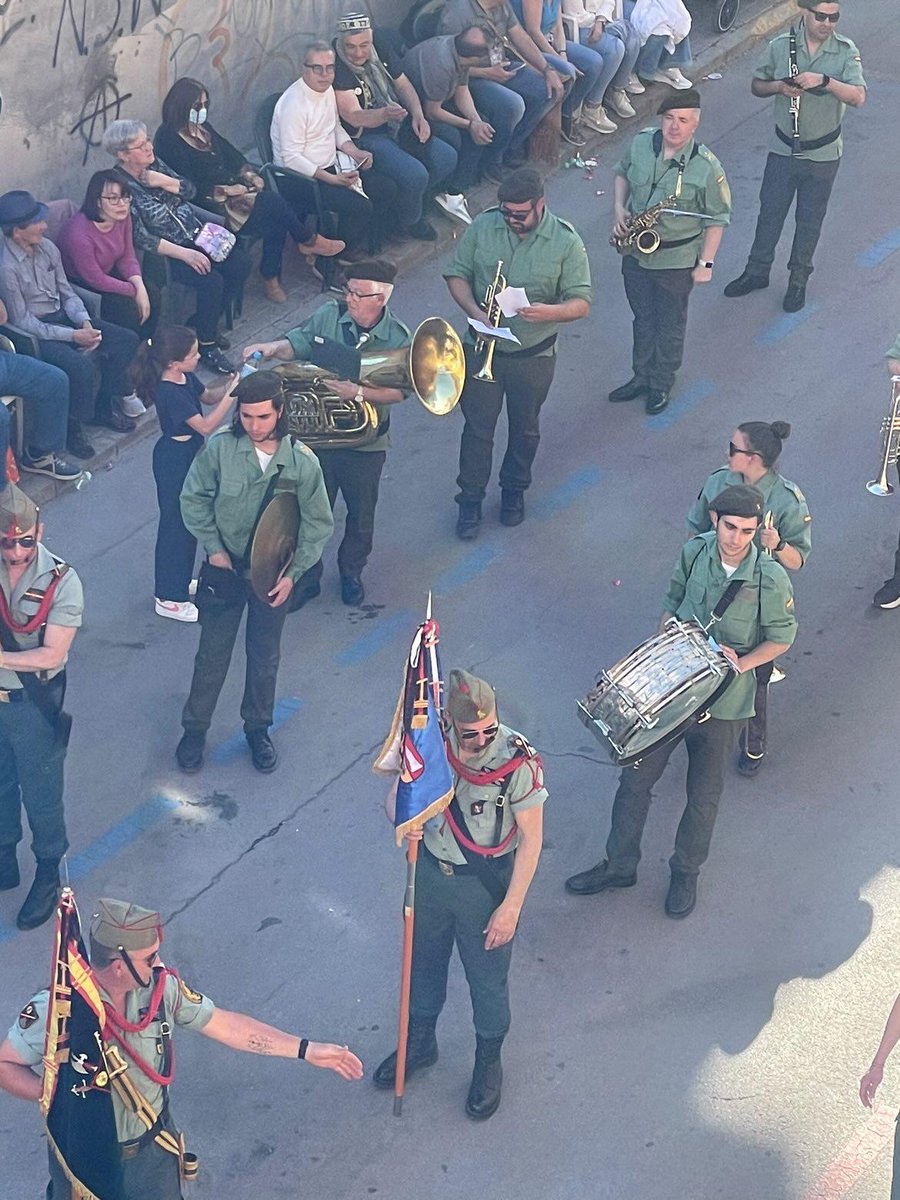 Albacete disfrutando de la peña disfrazada de lo que no son.