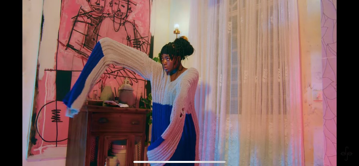 NanaAdomJr's tweet image. Dear @EFYA_Nokturnal, can I get this sweater for my sister please? 
#MrHigh