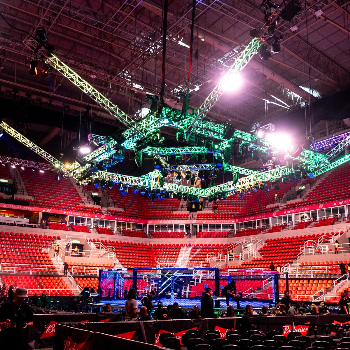 The stage is set 😤 We're 30 minutes out from #UFC301