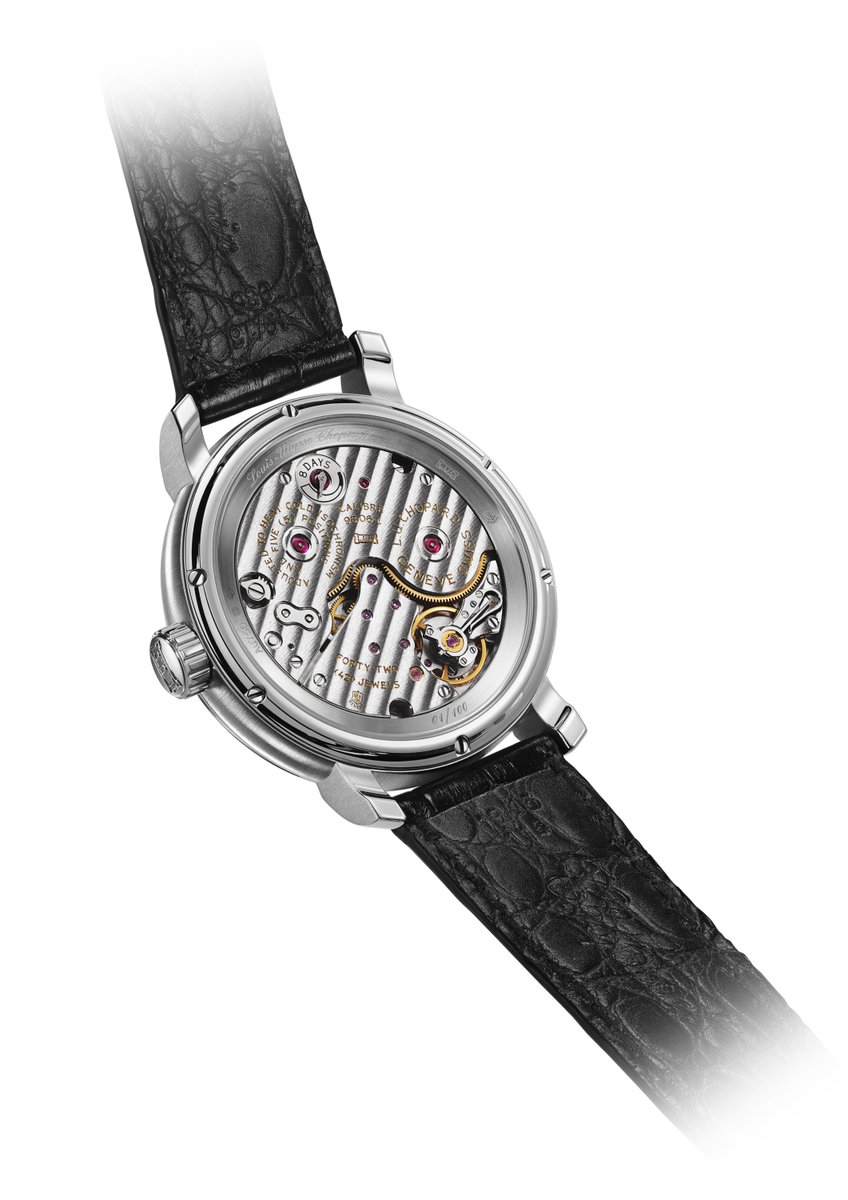 Meet the Chopard’s L.U.C Quattro Spirit 25, an excellent jumping-hour complication that combines an ethical 18-carat white gold case with a pure black Grand Feu enamel dial. Details live! watchtime.com/featured/craft…