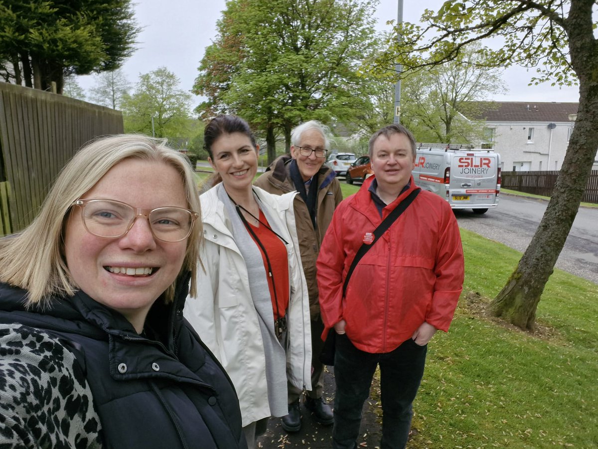 Great session today on the #LabourDoorstep in Hamilton campaigning for @ScottishLabour candidate for Hamilton and Clyde Valley @imogenwalker Lots of people fed up with two failing governments and want to see the back of the Tories and SNP #GeneralElectionNow #VoteLabour